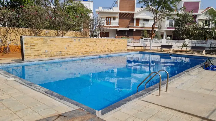 The swimming pool